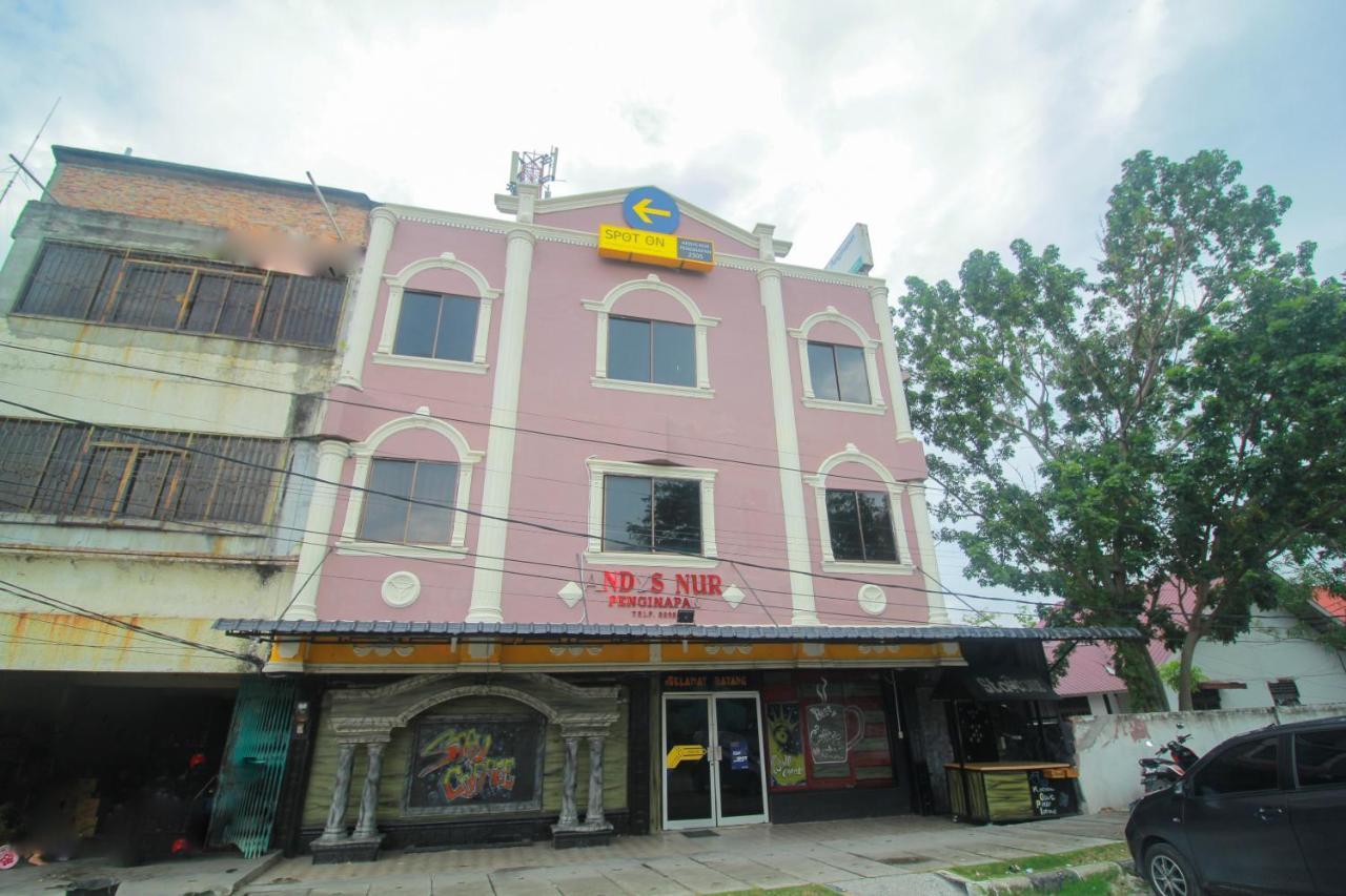 Spot On 2305 Andys Nur Penginapan Dumai Buitenkant foto