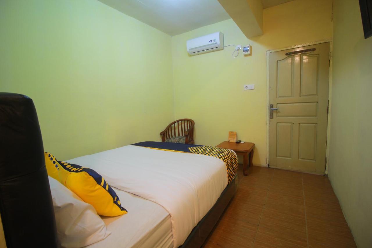 Spot On 2305 Andys Nur Penginapan Dumai Buitenkant foto