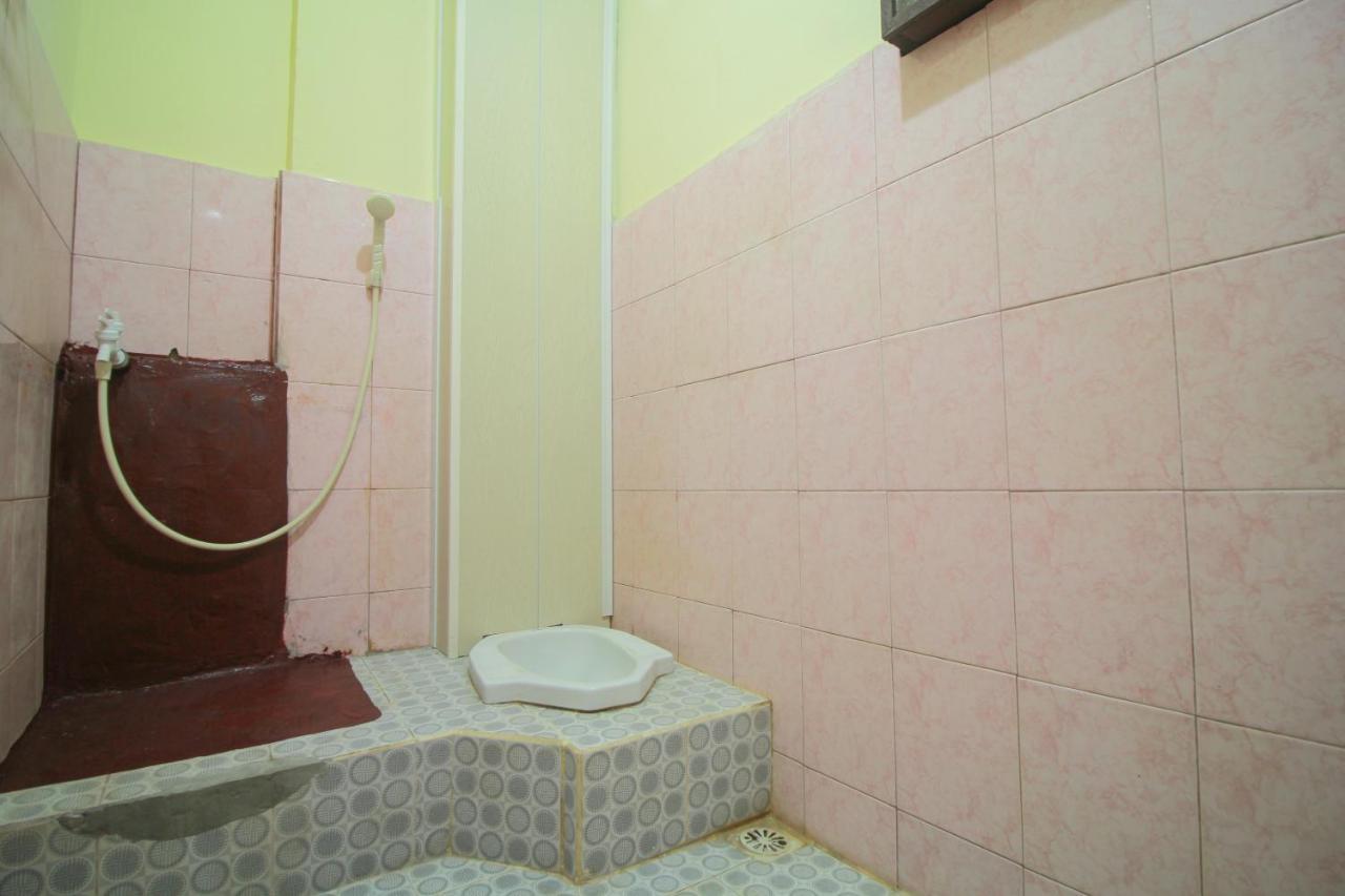 Spot On 2305 Andys Nur Penginapan Dumai Buitenkant foto