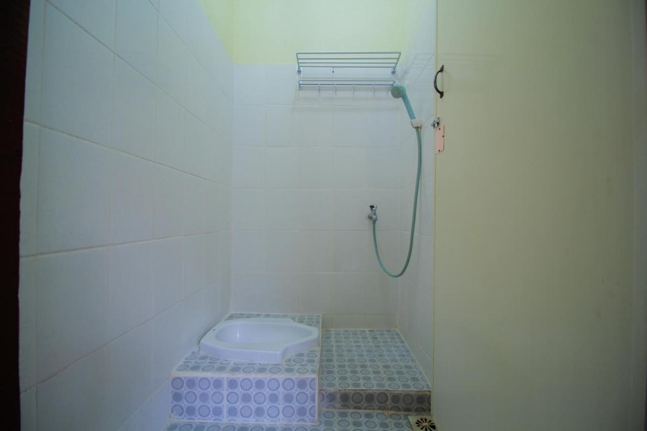 Spot On 2305 Andys Nur Penginapan Dumai Buitenkant foto